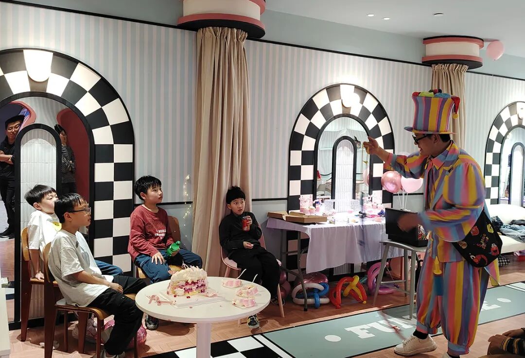 【上海虹口】奇遇轰趴馆2店 实景图