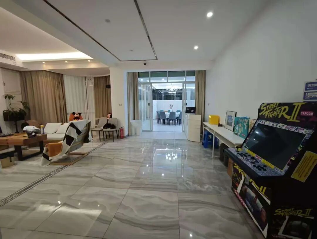 【浦东新区】11居泳池别墅16店 实景图