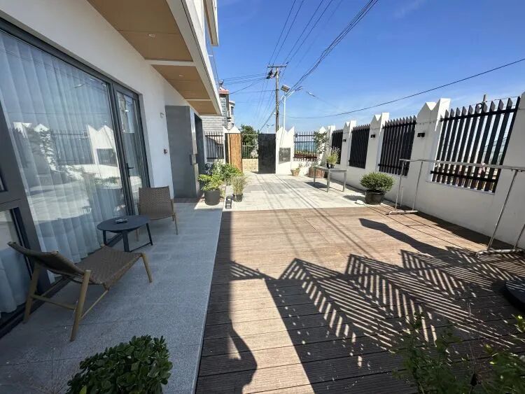 【浦东新区】滴水湖泳池别墅48店 实景图