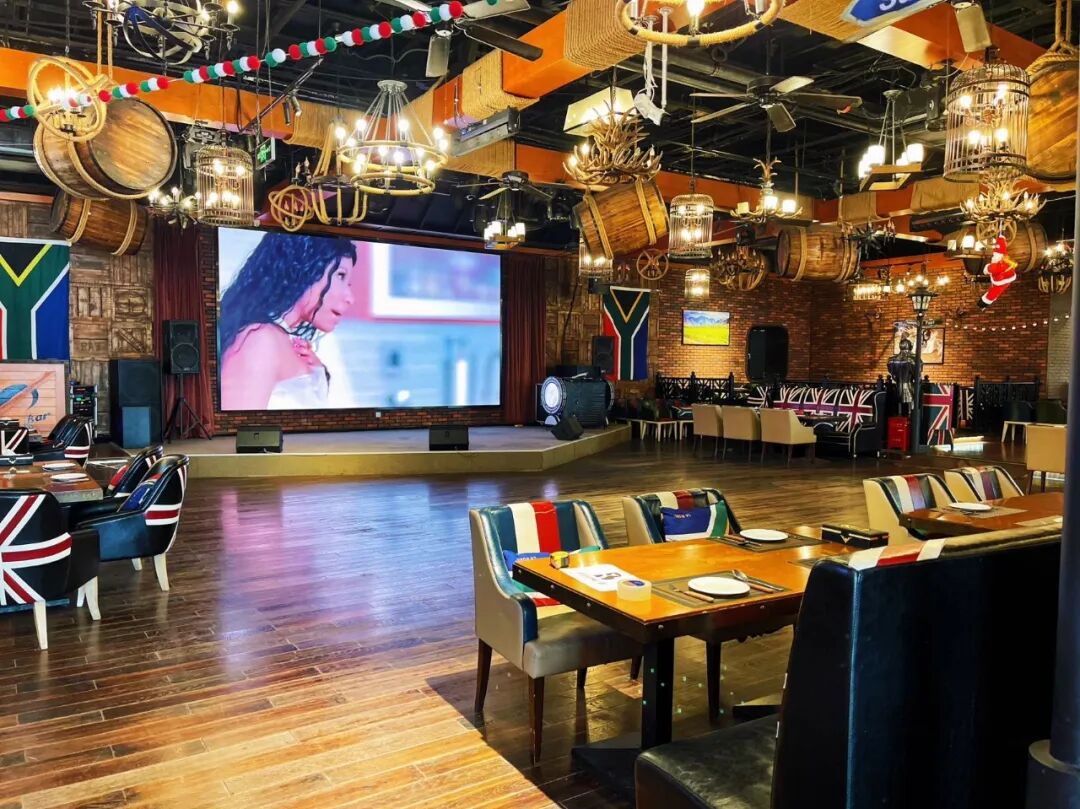 【上海普陀】开放式轰趴馆1店 实景图