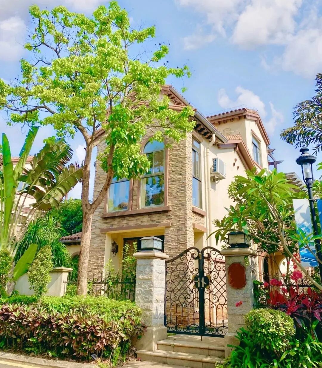 【上海松江】松江新桥18店 实景图